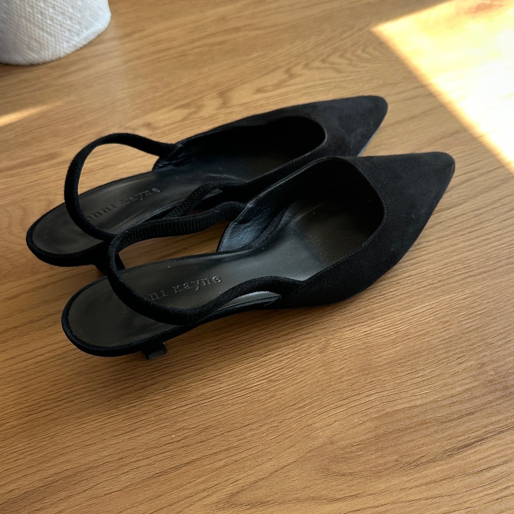 Black Suede Jenni Kayne Pointed Slingback kitten Heels - Picture 4 of 5